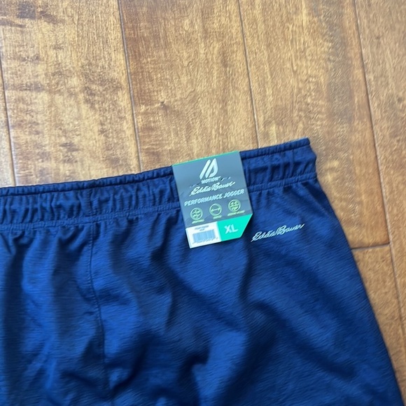 Eddie Bauer Mens Midweight Performance Jogger     Size XL - Picture 13 of 16